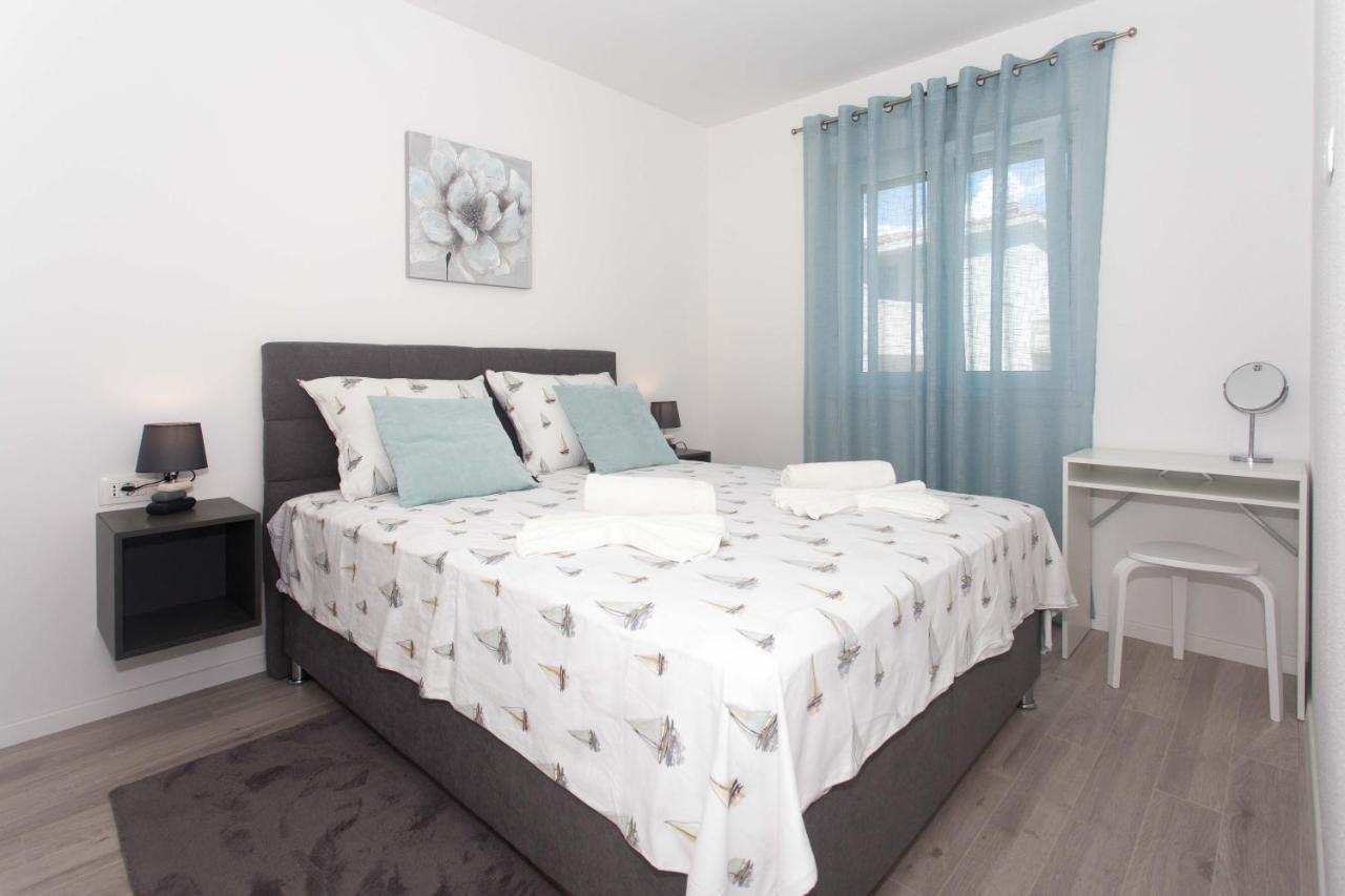 Appartement Delminium à Kaštela Extérieur photo