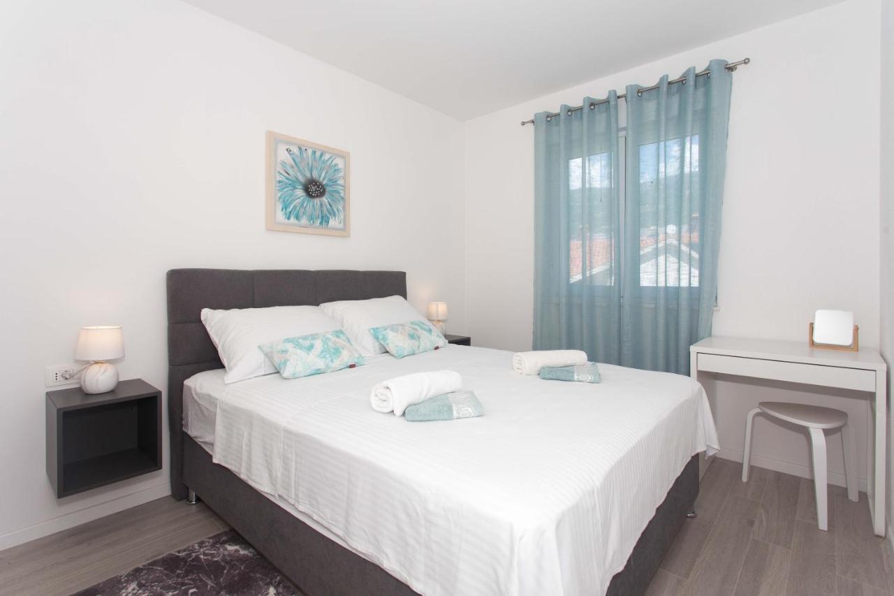 Appartement Delminium à Kaštela Extérieur photo
